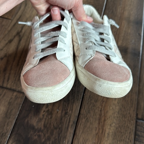 Vintage Havana Pink and White Sneakers - Picture 5 of 9